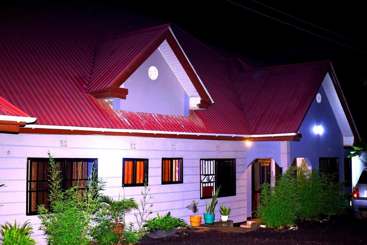 Safari Park House Bed & Breakfast Arusha Ngoại thất bức ảnh