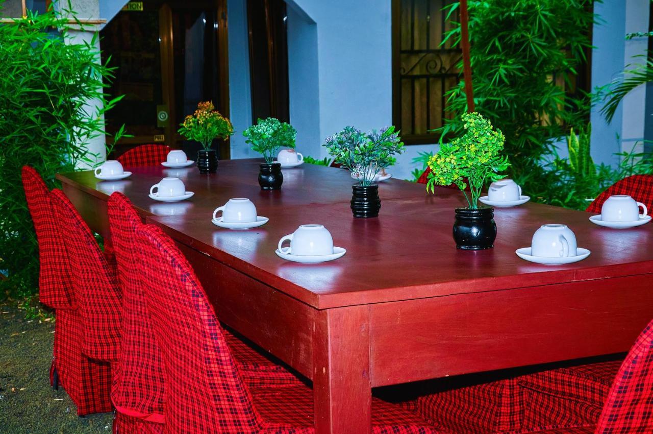Safari Park House Bed & Breakfast Arusha Ngoại thất bức ảnh