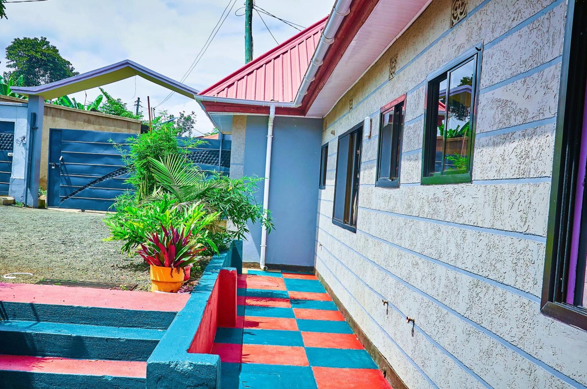 Safari Park House Bed & Breakfast Arusha Ngoại thất bức ảnh