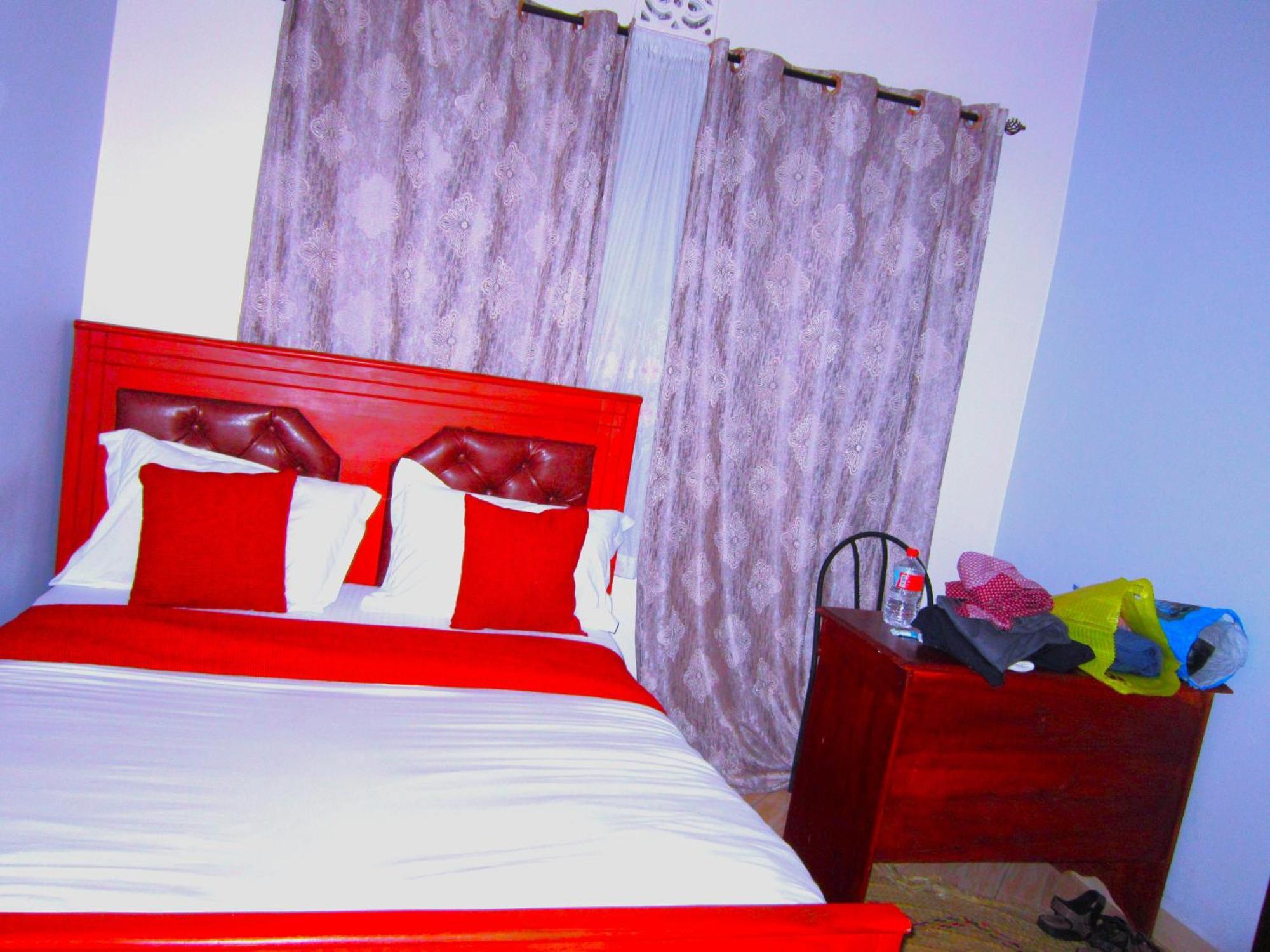 Safari Park House Bed & Breakfast Arusha Ngoại thất bức ảnh