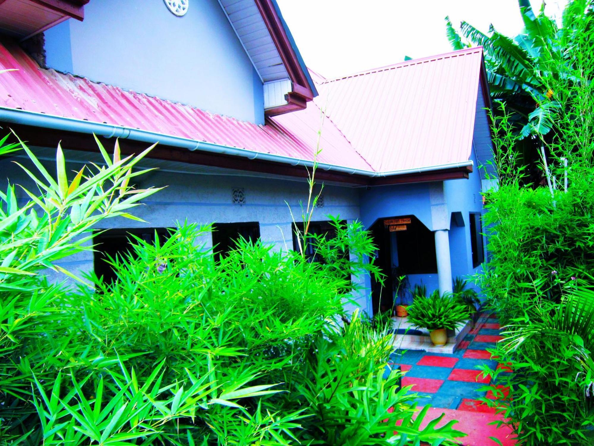 Safari Park House Bed & Breakfast Arusha Ngoại thất bức ảnh