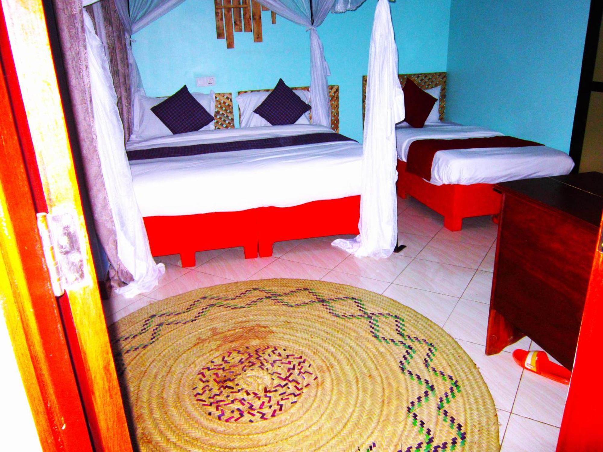 Safari Park House Bed & Breakfast Arusha Ngoại thất bức ảnh